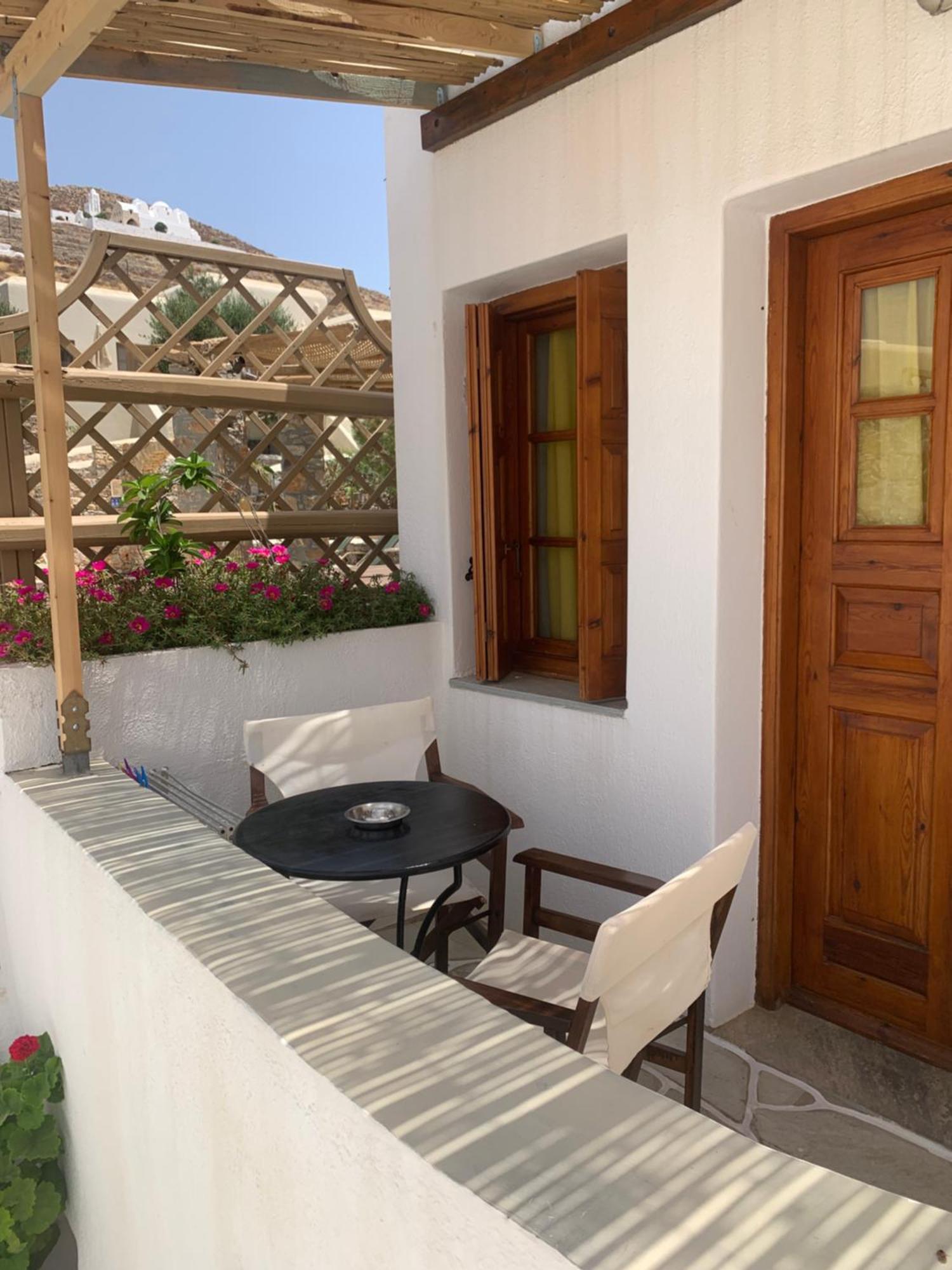 Antheia Hotel Folegandros Town Exterior photo